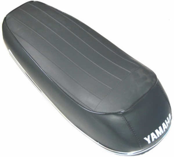 Buddyseat zwart met chromen sierrand voor Yamaha FS1 bromfiets