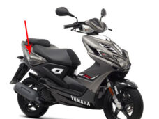 Original Yamaha Aerox right side panel matte grey 2013