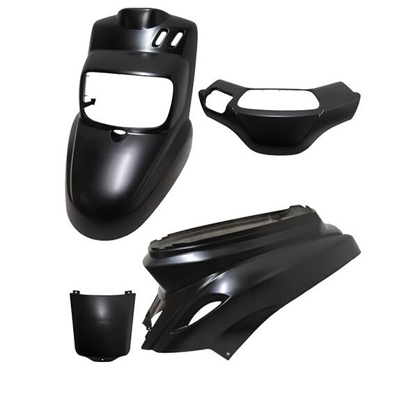 plaatwerkset vanaf 2004 Yamaha zwart mat 4-delig bws