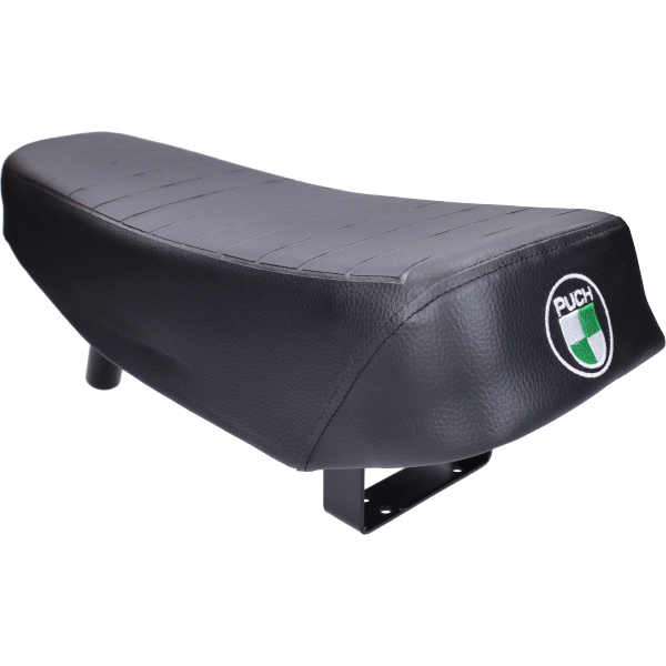 Lange zwarte buddyseat voor Puch Maxi met geborduurd Puch-logo