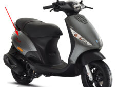 Zijscherm Piaggio origineel grijs — geschikt voor Piaggio Titanio 742