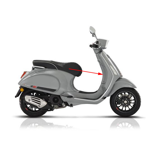 Beenschilddeksel Piaggio origineel — geschikt voor Piaggio Nardo Lucido 715