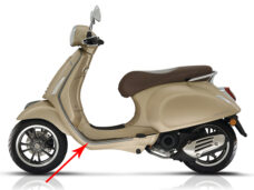 Sierstrip Piaggio origineel treeplank — geschikt voor Piaggio Linksonder Antraciet Primavera