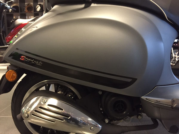 Stickerset Piaggio origineel zijscherm — geschikt voor Piaggio 2016 Sprint Sport