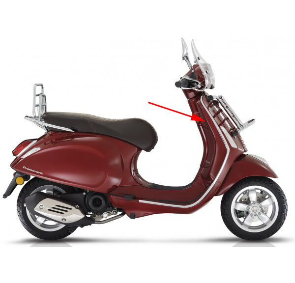 Beenschild Piaggio origineel rood — geschikt voor Piaggio Metallic 880