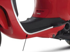 Sierstrip Piaggio origineel treeplank links chroom — geschikt voor Piaggio Primavera