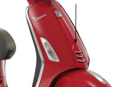 Voorscherm Piaggio origineel midden rood — geschikt voor Piaggio Dragon 894 Primavera