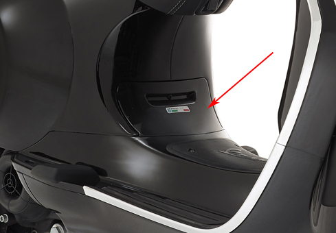 Klep Piaggio origineel bodyscherm zwart — geschikt voor Piaggio Lucido 94 Sprint