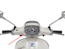 Stuurkap Piaggio origineel onder wit — geschikt voor Piaggio Monte 544 Sprint