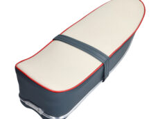 Buddyseat dicht 1963 +1966 K54 creme/grijs — geschikt voor Kreidler