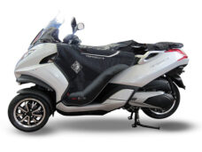 Tucano Thermoscud -jalkasuoja, 4 vuodenajan SGAS-järjestelmällä — sopii Peugeot Metropolis -malliin