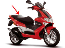 Buddyseat Piaggio origineel compleet — geschikt voor Piaggio Runner RST