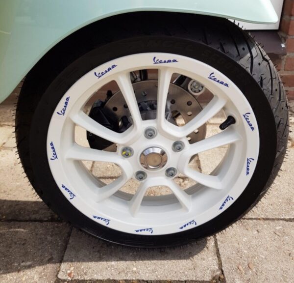 stickerset Piaggio origineel wiel compleet v+a wotherspoon wit/blauw primavera