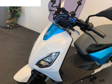windscherm Regia met bevestigingsset laag smoke piaggio1 (one)