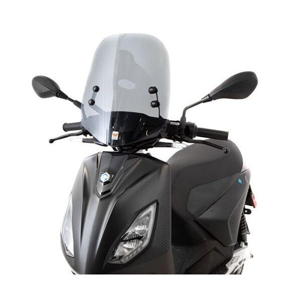 Windscherm isotta met bevestigingsset laag smoke — geschikt voor Piaggio 1+ One