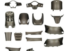 Plaatwerkset (ronde+vierkante koplamp) mat bruin titanium — geschikt voor AGM vx50s