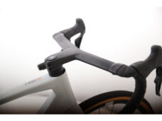 Superior cockpit X-road 380/90mm UD carbon