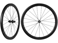 Novatec wielset R4 disc Shimano 11v 45mm carbon
