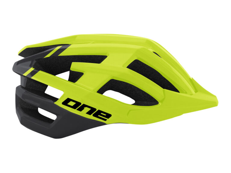 One fietshelmen. ✓ Snel geleverd ✓ Gratis verzending v.a. €75