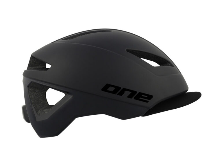 One fietshelmen. ✓ Snel geleverd ✓ Gratis verzending v.a. €75
