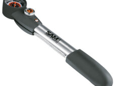 SKS suspension pomp SAM m/precisie manometer
