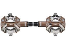 gravel brons