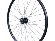 Velox voorwiel Mach1 M640 28" Deore M475 disc zwart